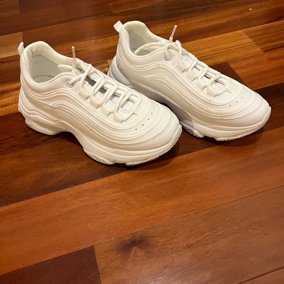 Koi Footwear White Sneakers - Excellent condition! - Picture 4 of 6